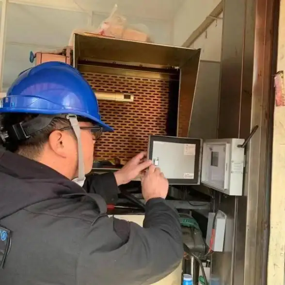 云计算 网络运维 服务器管理是如何运作的？全面解析后台维护与高效运行秘诀
