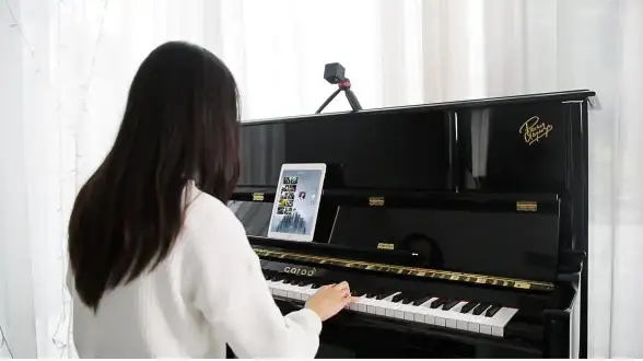 钢琴学习🎹用键盘钢琴软件高效提升钢琴技巧，让学琴变得更简单
