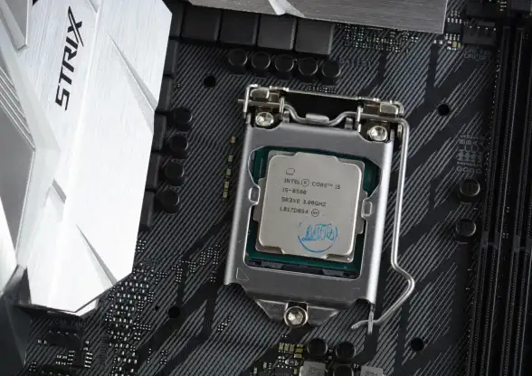 办公升级 强劲z8500芯片加持，Windows 11助力实现更流畅高效的办公体验