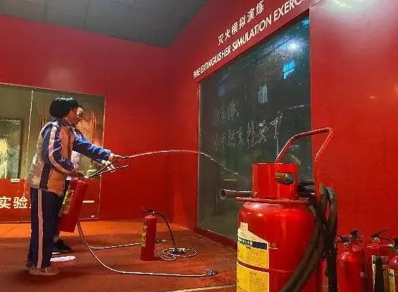 🔥攻略 兑换 独家｜和平精英》地铁逃生火焰刀兑换码激活全解析，必看注意事项！