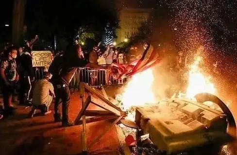 聚焦网络防护！剖析美国服务器代理新型加密—数据安全必读｜信息保护指南