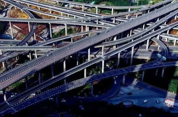 还在为出行迷路烦恼？这款导航APP一键定位、多种出行方式全搞定！