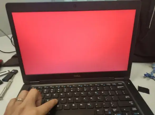 电脑故障💻遇到戴尔电脑开机黑屏如何快速排查和修复