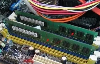 电脑故障🖥黑屏原因揭秘：导致电脑黑屏的主要因素有哪些