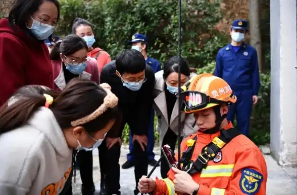 🔥游戏福利🔥兑换码限时来袭🔥和平精英》地铁逃生火焰刀活动全解析