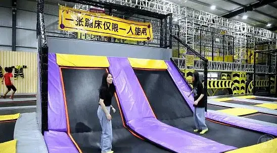 谁说资源工具不能人气爆棚？菜鸟乐园中文版带你体验超魅力论坛！