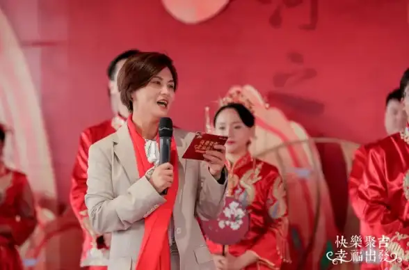 还在为学习难题发愁？聚学堂安卓手机版让你随时随地轻松解决！