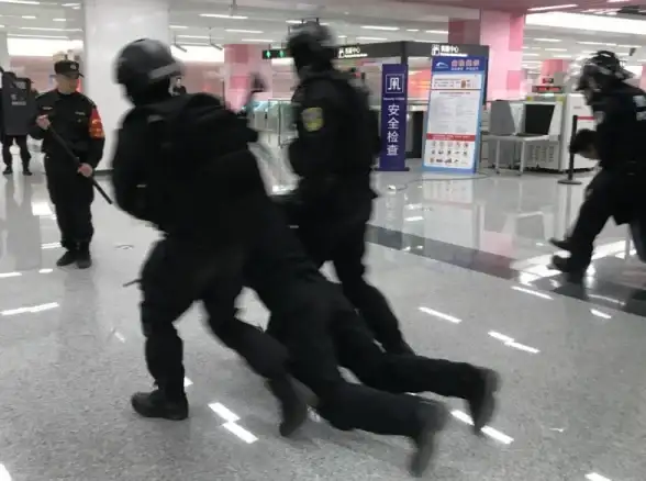 安全防护🚇科技创新🚨地铁逃生哪种技术更安全更可靠？