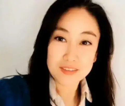 家庭设备太多难操控？智慧联想APP让智能生活尽在掌握！
