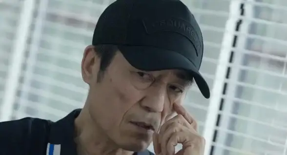 想要更专业的摄影效果？即影大师升级版满足你的所有需求！