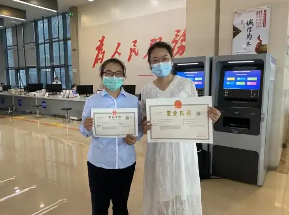 还在为文件处理烦恼？随手扫描APP一键搞定扫描、文字识别和表格转换！