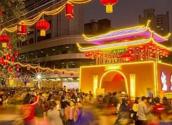 还在为找不到娱乐交友应用发愁？歌星俱乐部APP让你唱享快乐时光！