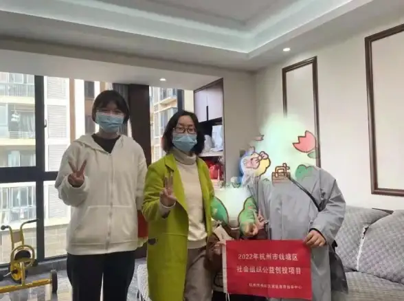 心理健康指导哪里找？海豚心理APP多位专业大师在线守护你！