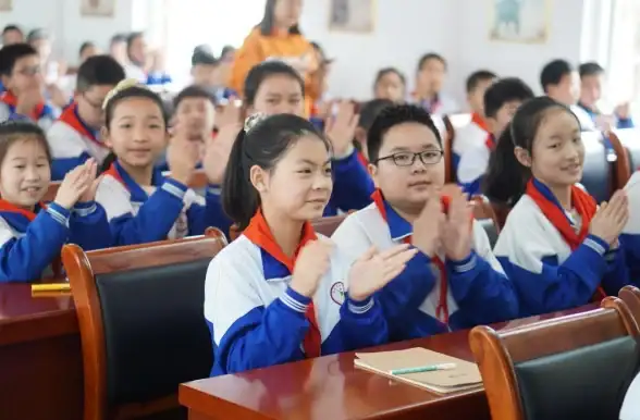 还在为壁纸风格发愁？魔幻桌面APP带你探索想象力边界！