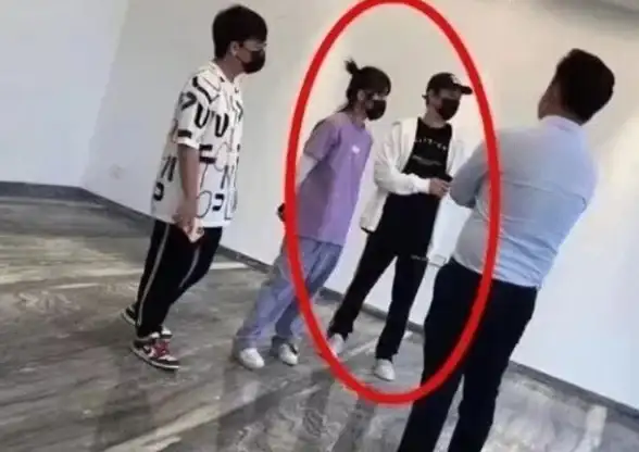 还在为复杂界面烦恼？熊猫浏览器APP让你体验极简流畅的上网乐趣！