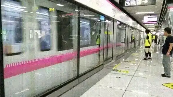 紧急救援·自卫利器·安全必备｜揭秘地铁逃生枪与子弹的关键作用