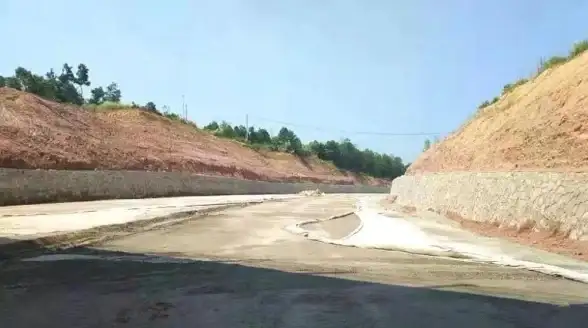 还在为土地测量发愁？测亩王APP一键精准测量，轻松搞定！