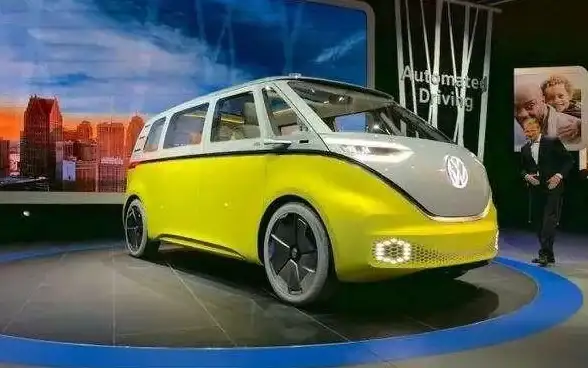 游戏辅助工具哪家强？创游世界2025下载创作两不误！