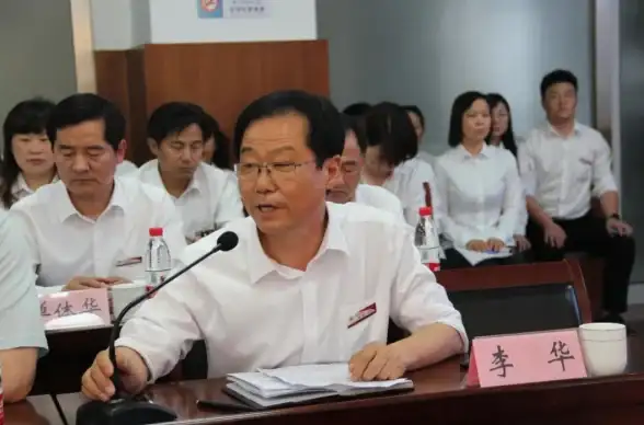 科技创新｜智能手机📱李华手机：见证生活与创新的智能伙伴