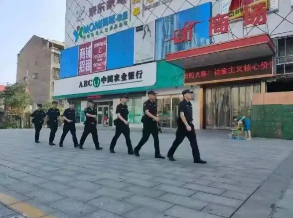 还在担心迷路？试试时刻守护APP，实时精准定位让你随时随地安全感满满！