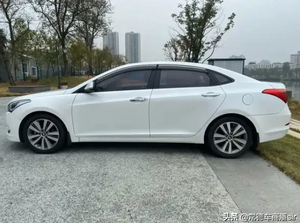 想一站式解决车型查询、测评和二手车买卖？试试摩托范APP吧！