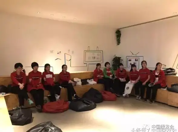 想更了解自己的睡眠习惯？试试萤火虫睡眠APP的智能分析功能！