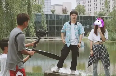 开会总怕遗漏重点？好记猫一键录音完整记录，你的私人智能助手还不试试？