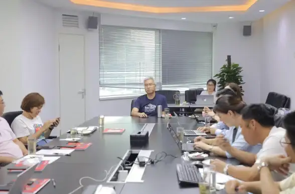 没听过'极速办公'那你总该用过钉钉吧，它们的高效协作如出一辙！