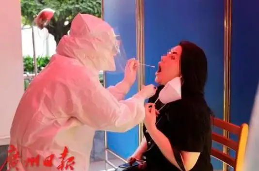 还在为看病排队烦恼？温暖医生APP让你足不出户连线三甲专家！