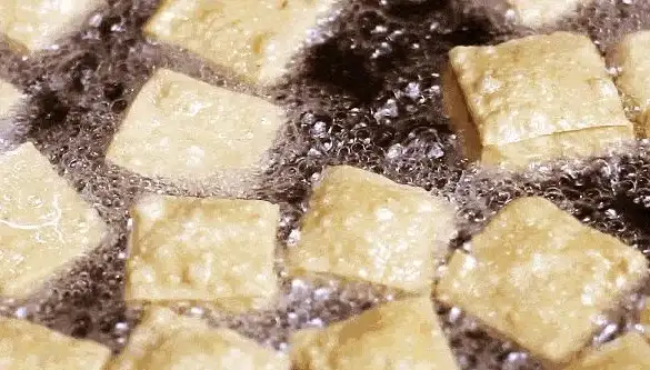 还在为游戏画质发愁？老街画质助手APP一键提升你的香肠派对体验！
