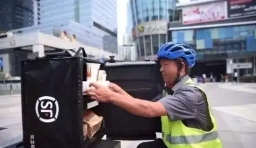 想体验高效优质的本地生活服务？简单点APP（原柬单点）为你提供外卖、团购、配送一站式解决方案！