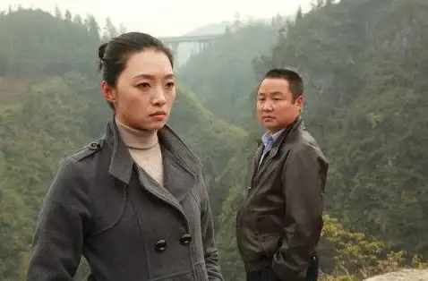 策略✦实用✦升级｜向僵尸开炮》2025城墙超强防御技巧全揭秘！